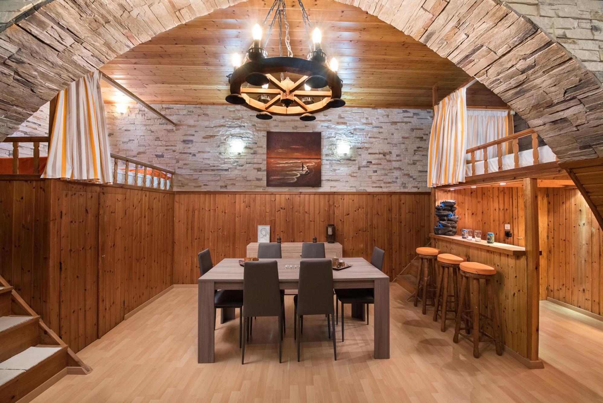 Appartamento Sioutis House Soroni Esterno foto
