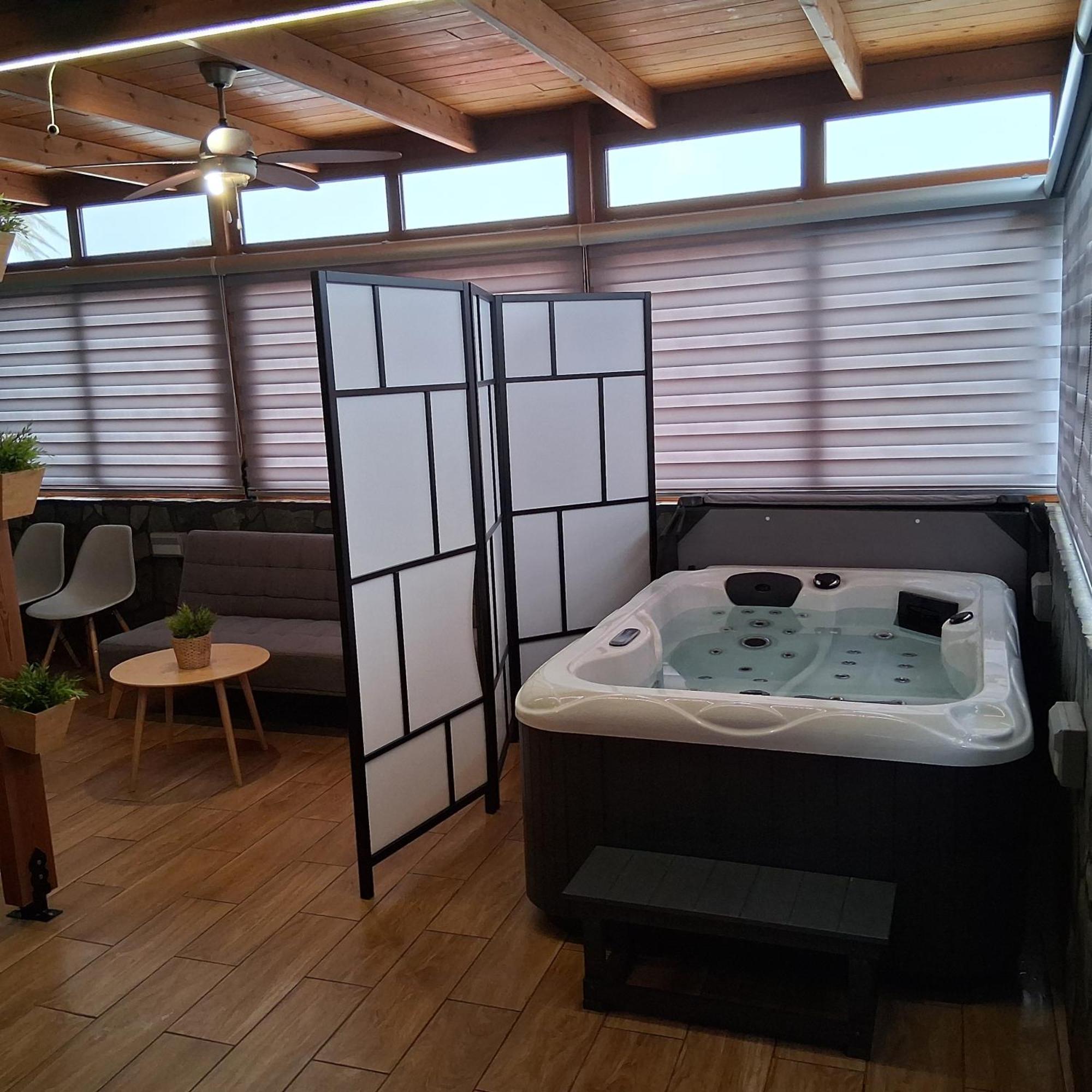 Appartamento Sioutis House Soroni Esterno foto